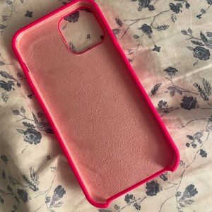Hot pink iphone 12 case